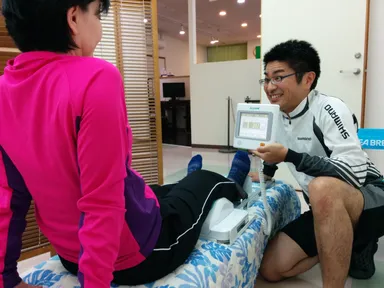 下肢筋力を数値化して参加者にフィードバック