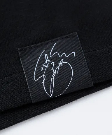 オリジナルブラックTシャツ　サイン