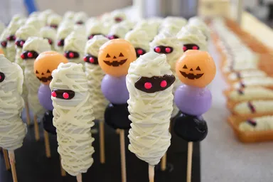 ハロウィン団子生産 4