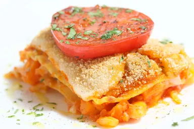 神保 佳永氏考案「豆乳チーズの菜園風ラザニア」(税込 2,000円)