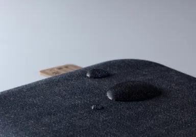 SiX FABRIC　水をはじく！