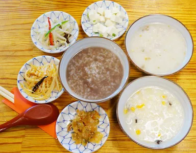 食べ放題　おかゆビュッフェ