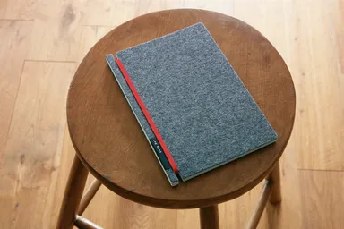 Log book：felt【gray】／レッド