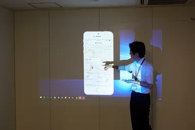 社内会議の模様