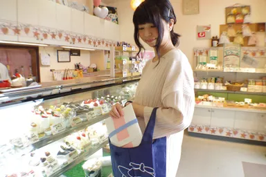 ケーキ屋さんにて