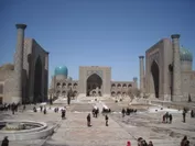 サマルカンドのレギスタン広場／ウズベキスタン