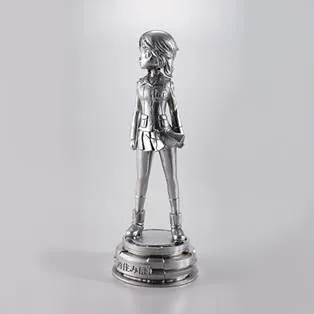 フルメタル製スタチュー　西住みほ隊長像(前から)