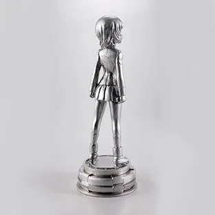 フルメタル製スタチュー　西住みほ隊長像(後ろから)