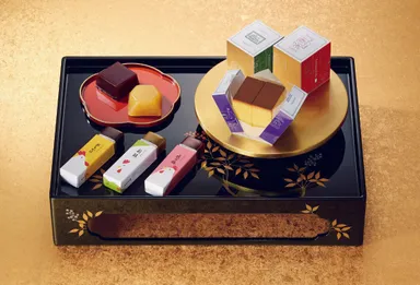 ＜福砂屋＞＜とらや＞フクサヤキューブ・干支小形羊羹・煉菓子詰合せ