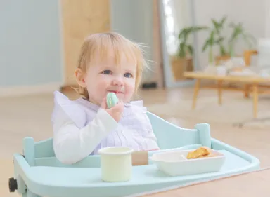 AFFELチェア　メインイメージ