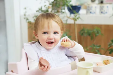 AFFELチェア　ミルキーピンク