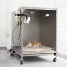 「動物見守りシステムmonipet」はレーダーセンサーを使い、動物病院で入院中の犬猫の見守りをサポートします
