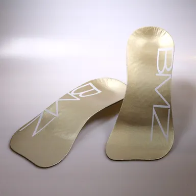 「プレミアムカーボン・インソール」(女性用)