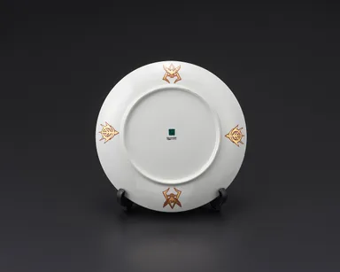 7号皿裏面　シャア、ジオンエンブレム金の加飾