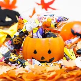 お菓子には様々な添加物が使用されています。