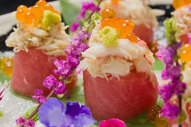 カニいくらトロの手毬寿司(カニフェス)