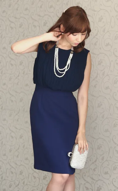 スタイルUP！人気のネイビー