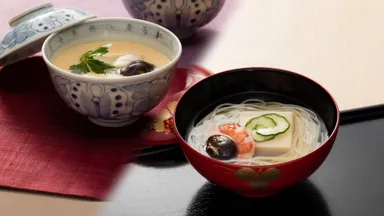 ふぐだしを使った茶碗蒸しとお吸い物