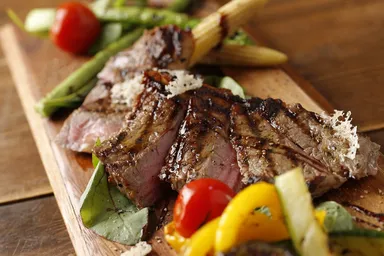 牛肉のグリル(ステーキ)