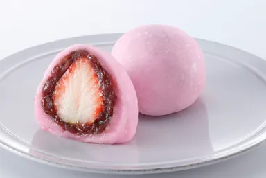 『まるごといちご大福』粒あん・いちご1粒入り(税込予定価格248円)