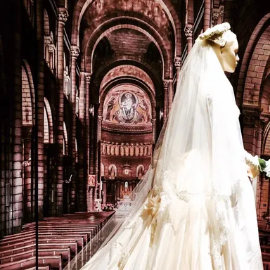 展示されたウェディングドレス