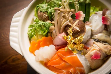 黄金キンオク鍋 3