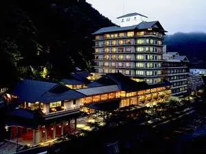 【萬国屋】施設外観