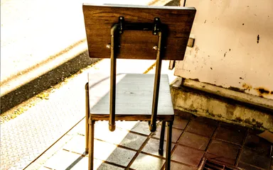 イス(背もたれ付き)