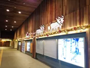 大江橋駅のクリスマス装飾