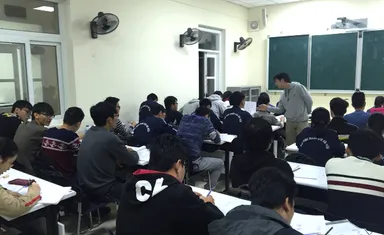 ベトナム国家大学での授業の様子 3