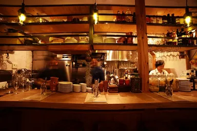 「La ZAPPA(ラ ザッパ)」店内写真