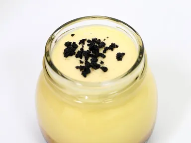 “石炭”をイメージした竹炭糖はお好みで