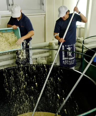 七窪 NEXT　仕込み風景