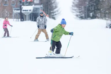 中部エリア 乗鞍高原で対象月の25日に実施 キッズスキーレッスン