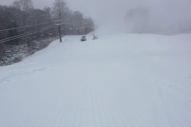 センターコース下部