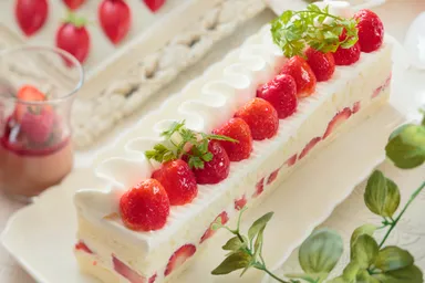 ホワイトイチゴショート