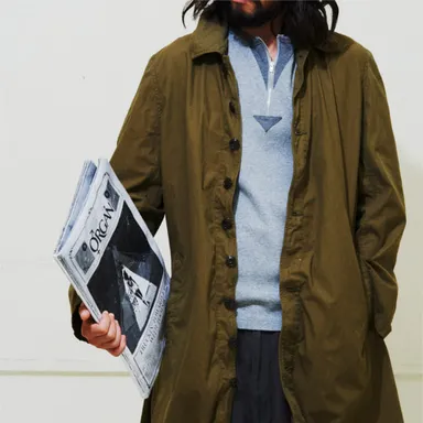 ペーパークラッチバッグ　新聞柄１