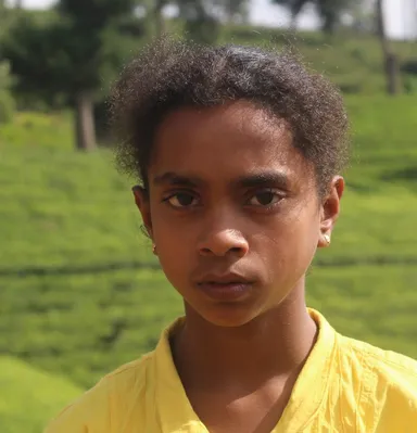 ワルジャニ　12歳、スリランカ