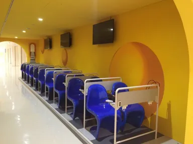 『チーズのトンネル』内で製造ラインを見てみよう