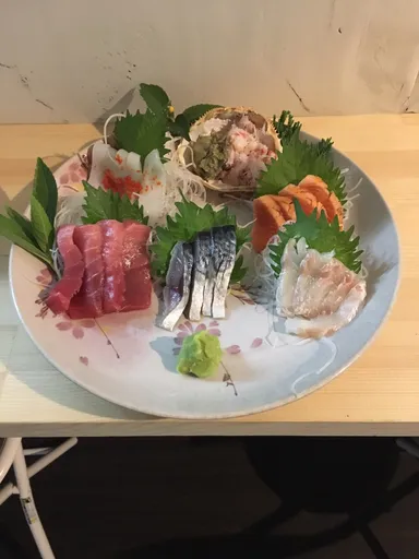 刺身盛り合わせ