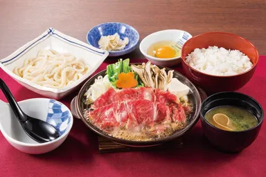 北海道産牛の贅沢すき焼き膳