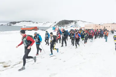 レーススタート