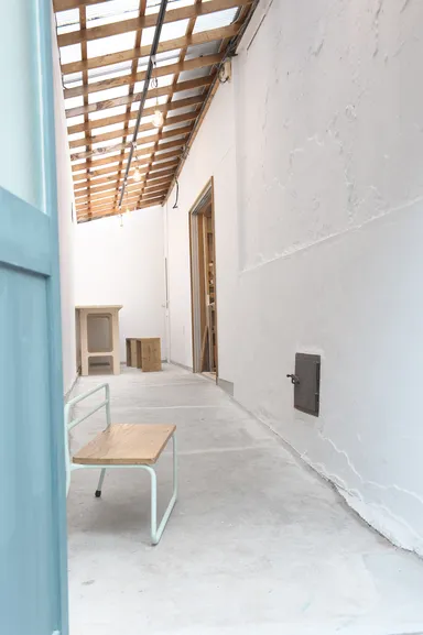 入口からのアプローチ