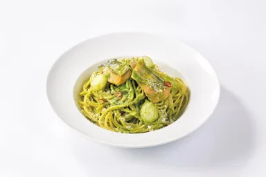 ほうれん草とサーモンのクリームソース