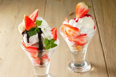 自分でつくるパフェ