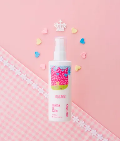 『ママ＆キッズ オリゴミルク スマイルキッズ2016年限定ボトル』イメージ画像