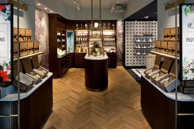 パリを思わせる空間