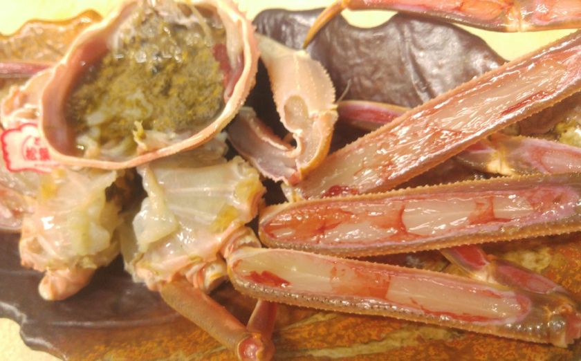 生簀から出したての“松葉ガニ”を丸ごと希望の調理法で提供
　「松葉ガニ一杯売り」を冬季限定販売！