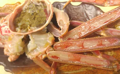 松葉ガニ一杯だとこの迫力