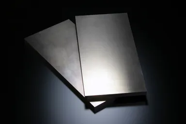 ジュラルミン素材